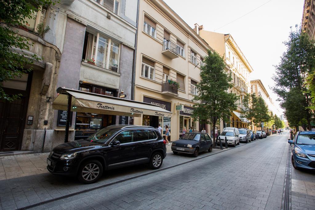 Makes You Happy Budapest Exterior photo